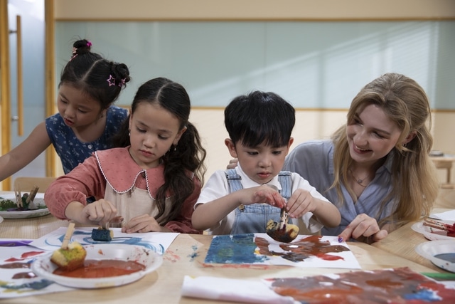 Bảo vệ sự phát triển của các trung tâm Anh ngữ mới trong mô hình học tập thế kỷ 21 - Bao ve su phat trien cua cac trung tam Anh