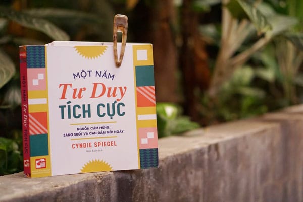 Sách Một năm tư duy tích cực