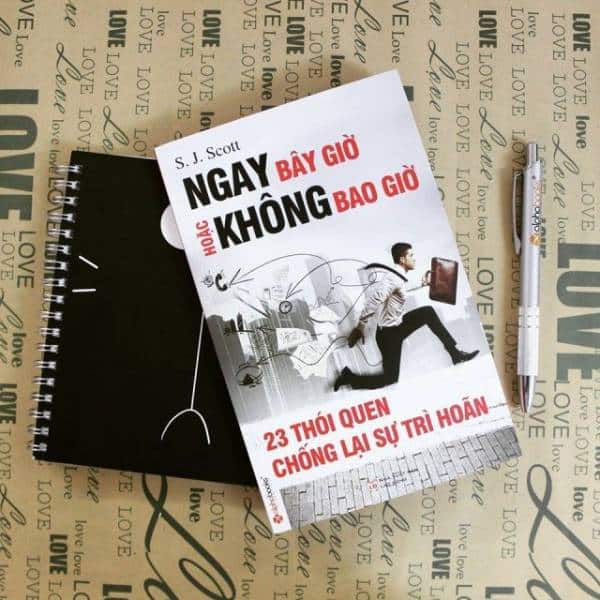 Review sách Ngay Bây Giờ Hoặc Không Bao Giờ