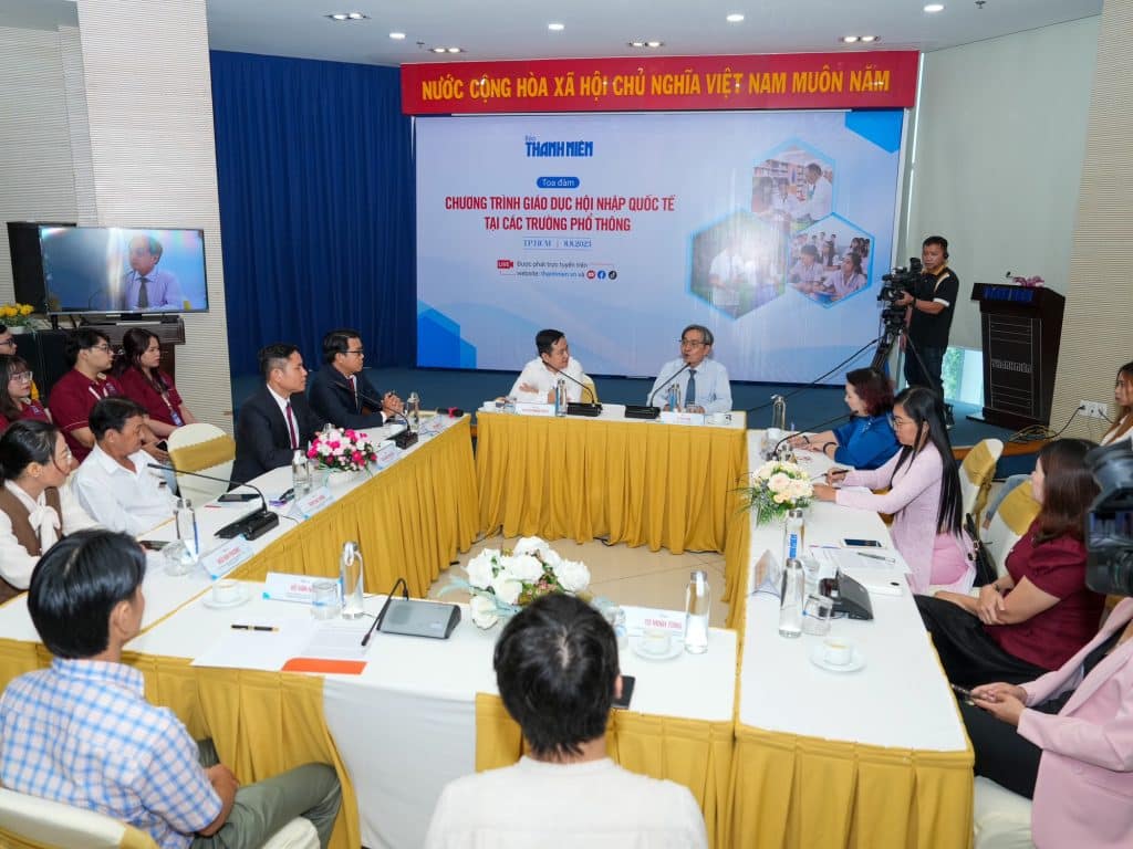 Có thể chuyển từ trường quốc tế sang trường công lập? - Co the chuyen tu truong quoc te sang truong cong