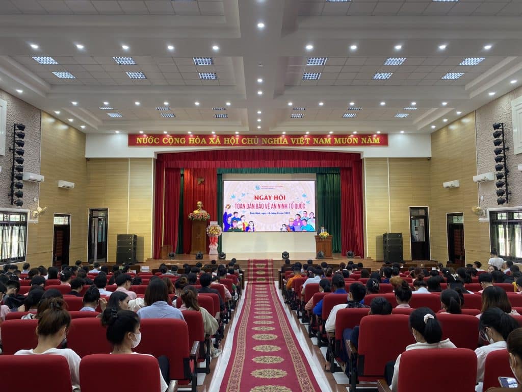Trường ĐH Quy Nhơn tổ chức Ngày hội bảo vệ an ninh toàn dân Tổ quốc - Truong DH Quy Nhon to chuc Ngay hoi bao ve