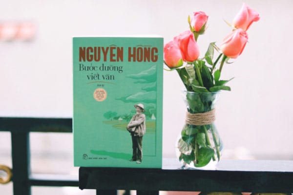 "Bước đường viết văn" cuộc đời và sự nghiệp của nhà văn Nguyên Hồng