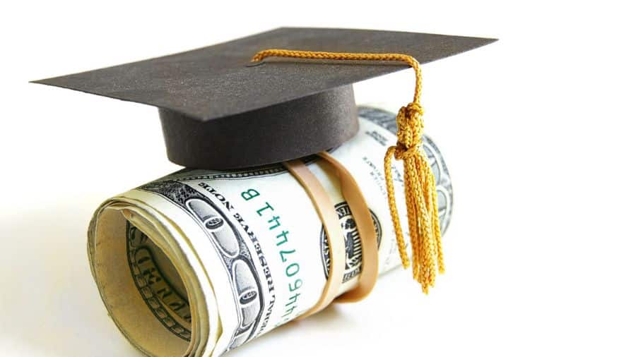 TOP 10 trường Đại học TP.HCM có học phí cao nhất 2023