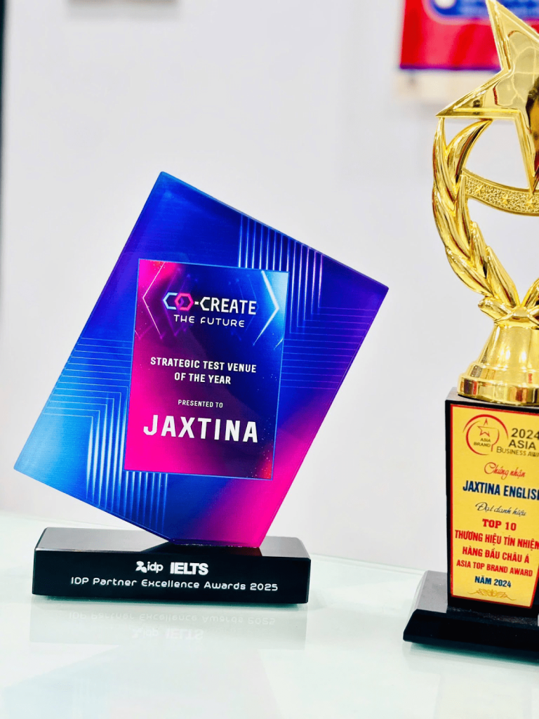 Các giải thưởng danh giá mà Jaxtina đạt được