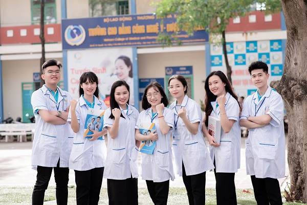 Giới thiệu Trường Cao đẳng Công nghệ Y - Dược Việt Nam