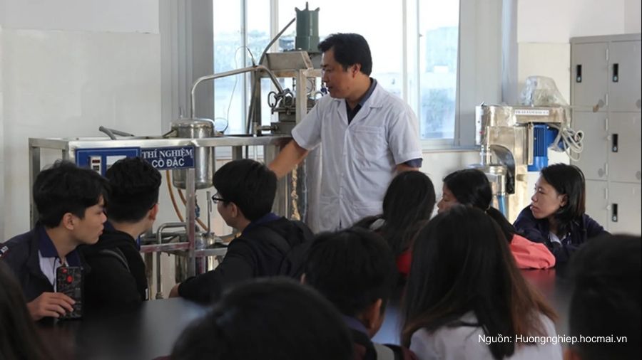 Tải tài liệu môn Vật liệu học - PDF giáo trình + Bài tập - vat lieu hoc 1 1